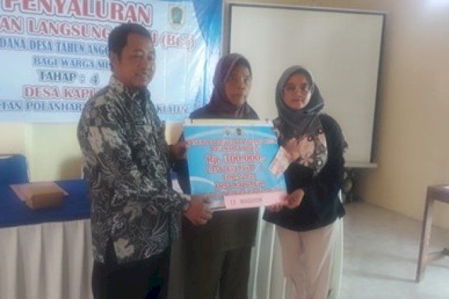 Penyerahan Bantuan Langsung Tunai Dana Desa ( BLT DD ) Desa Kapungan Kecamatan Polanharjo