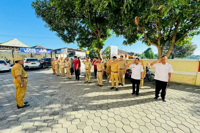 Menjaga Integritas Kecamatan Polanharjo Selalu Melaksanakan Apel Pagi Rutin 