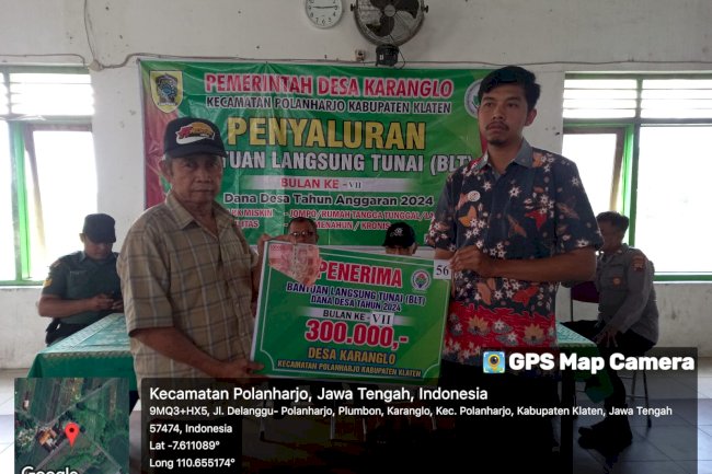 SALURKAN BANTUAN LANGSUNG TUNAI DANA DESA PETUGAS DESA KARANGLO ANTAR KE RUMAH PENERIMA MANFAAT