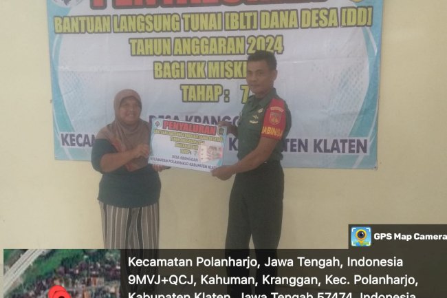 PETUGAS ANTAR LANGSUNG  KE RUMAH KELUARGA PENERIMA BANTUAN LANGSUNG TUNAI  DI DESA KRANGGAN POLANHARJO