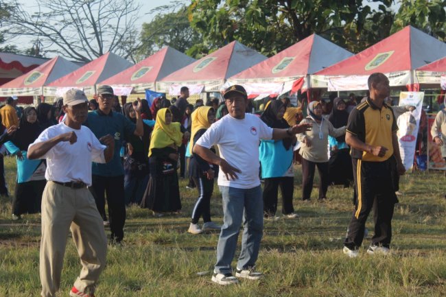 Jalan Sehat dan Senam Bersama Dalam Rangka Hari Jadi Ke- 220 Kabupaten Klaten