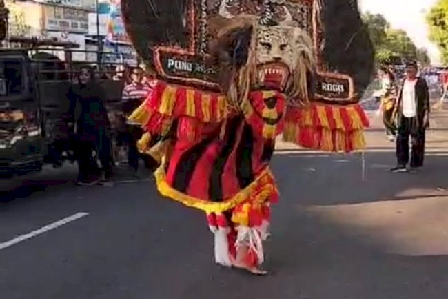  “REOG SINGO MUDHO POLANHARJO“ IDOLA MASYARAKAT SAAT KARNAFAL BUDAYA