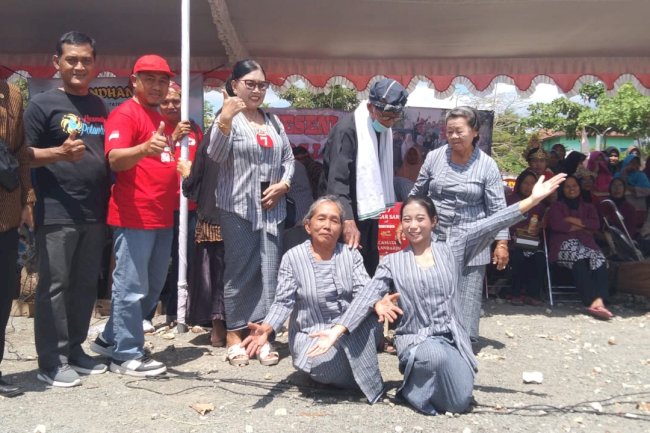 KELOMPOK SENI SEKAR SARI GLAGAH WANGI JUARA  LOMBA GEJOG LESUNG  TINGKAT KABUPATEN KLATEN