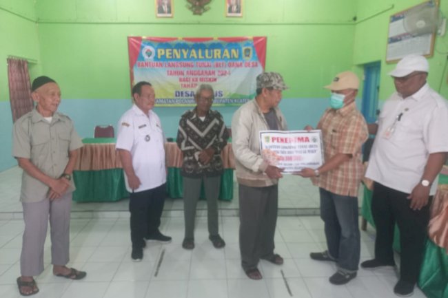 PENYALURAN BANTUAN LANGSUNG TUNAI  DANA DESA DESA TURUS KECAMATAN POLANHARJO