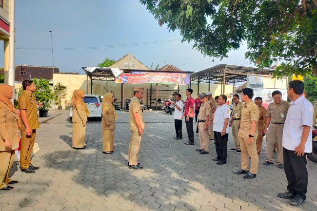 KEGIATAN APEL RUTIN KECAMATAN POLANHARJO