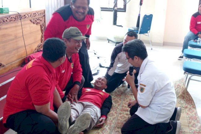 SIMULASI PENANGANAN DARURAT BENCANA RELAWAN POLANHARJO