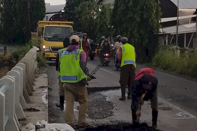 SIDOWAYAH PERCEPAT PERBAIKAN  SEBELUM BULAN PUASA  SELURUH JALAN BAIK DAN BAGUS