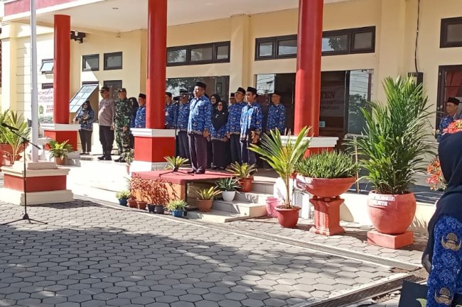 UPACARA PERINGATAN HARI KESAKTIAN PANCASILA DI KECAMATAN POLANHARJO TAHUN 2025