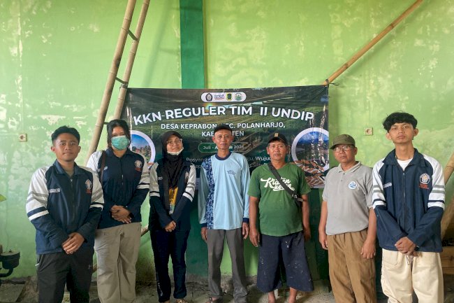 ATASI LIMBAH ORGANIK, KKN UNDIP CIPTAKAN SMART COMPOSTER DI TPS 3R KEPRABON