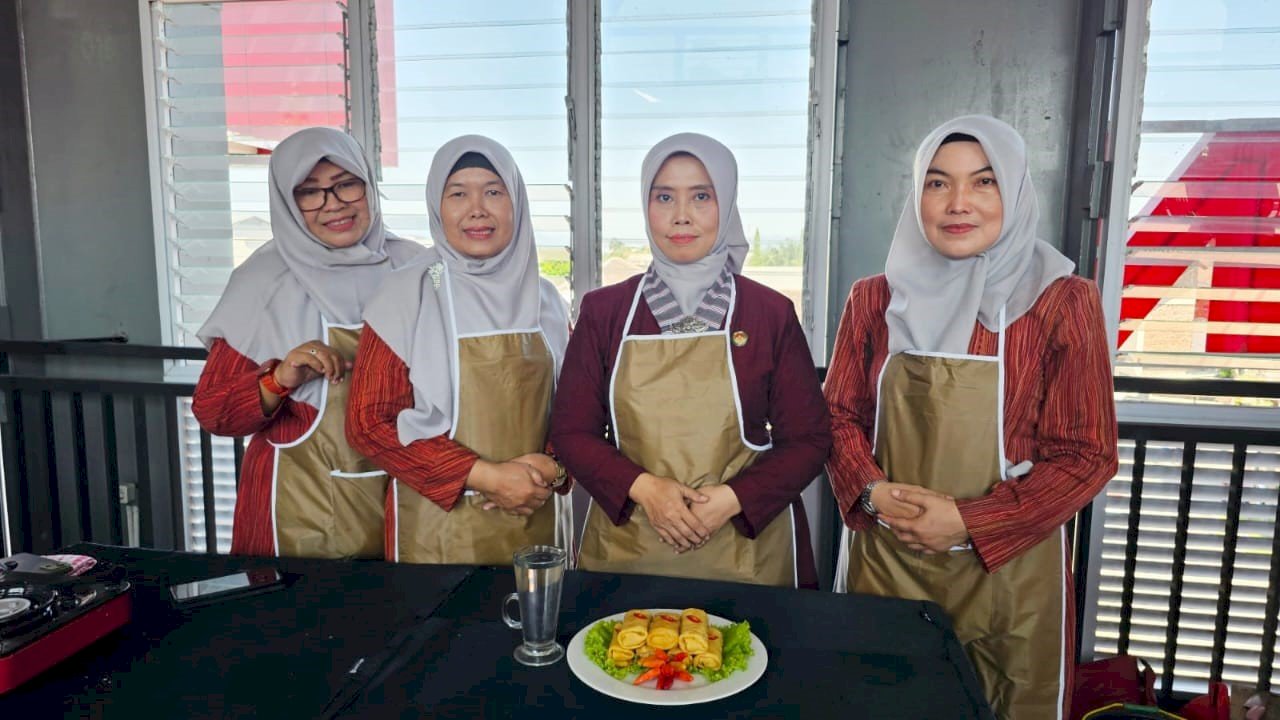 Meriah Lomba Masak Memperingati Hari Kartini Tahun 2024 Ibu Ketua Pembina PKK Perangkat Daerah