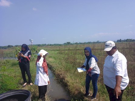 Pembinaan Administrasi Desa Di Desa Borongan Dan Ngaran Kecamatan Polanharjo Oleh Tim Kecamatan Dan Pendamping Desa