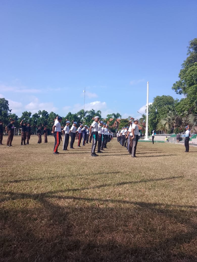 PASKIBRA HUT RI KECAMATAN POLANHARJO INTEN LATIHAN