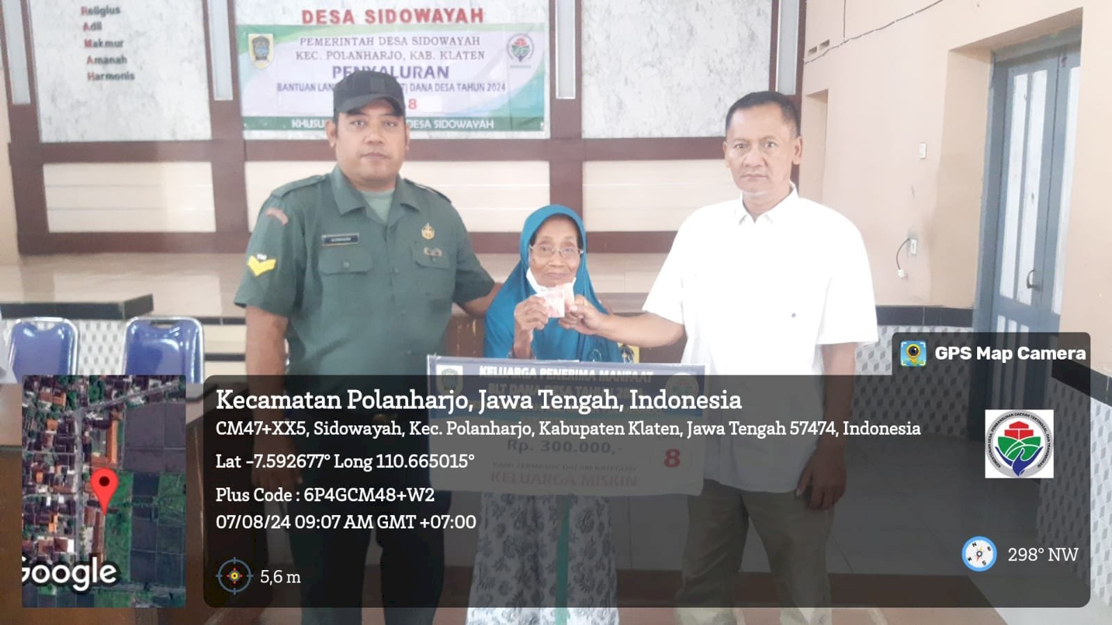 DESA SIDOWAYAH POLANHARJO SALURKAN BLT DD TAHAP KE-8