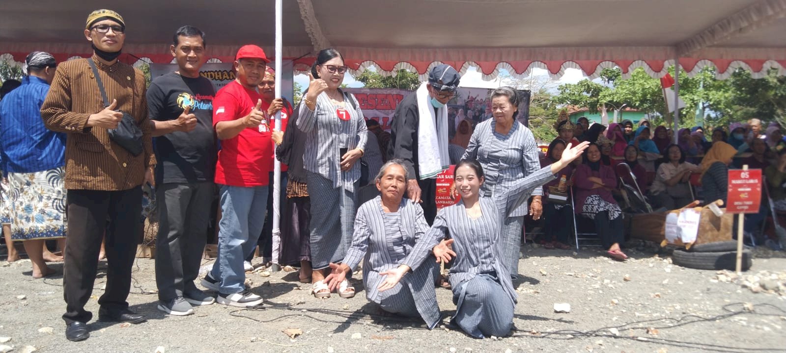 KELOMPOK SENI SEKAR SARI GLAGAH WANGI JUARA  LOMBA GEJOG LESUNG  TINGKAT KABUPATEN KLATEN