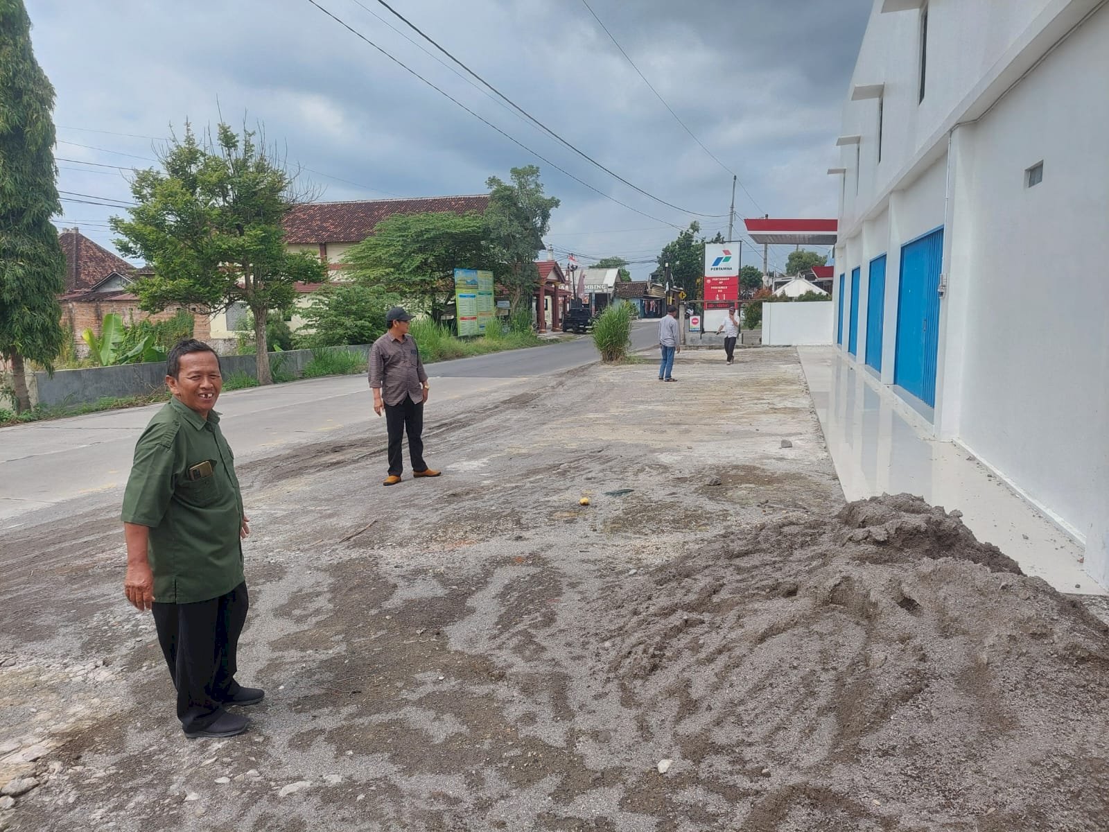 MONITORING DAN EVALUASI KEGIATAN PEMBANGUNAN DARI SUMBER DANA DESA POLANHARJO