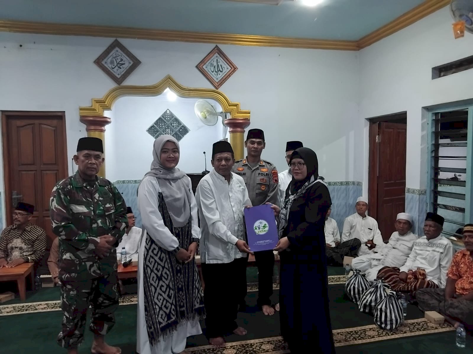 Tarawih Keliling Pemerintah Kecamatan Polanharjo di Masjid Istiqomah, Dukuh Kemasan, Desa Glagahwangi 