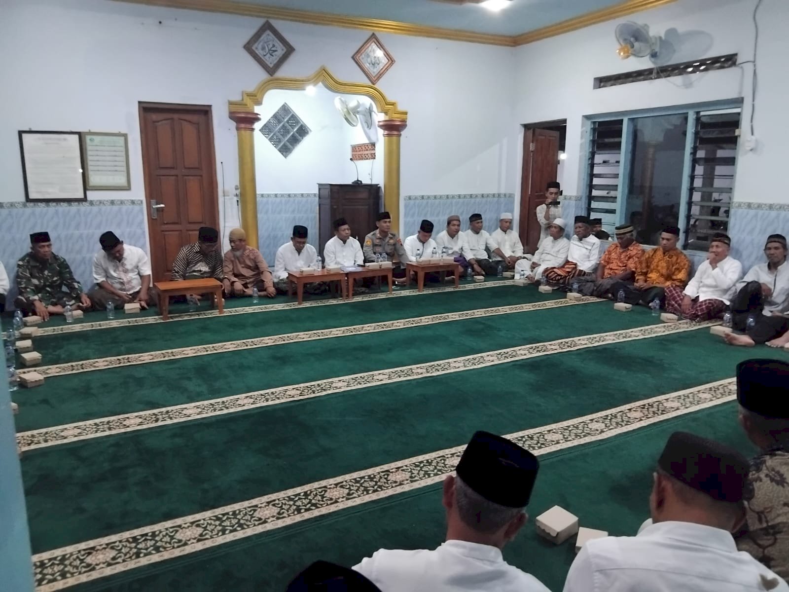 Tarawih Keliling Pemerintah Kecamatan Polanharjo di Masjid Istiqomah, Dukuh Kemasan, Desa Glagahwangi 