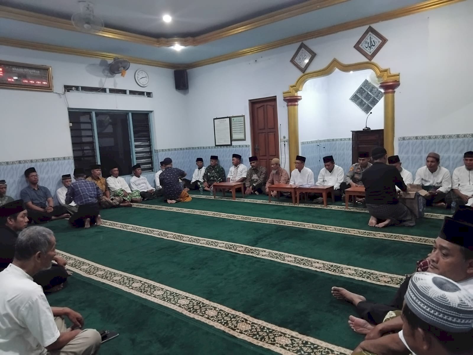 Tarawih Keliling Pemerintah Kecamatan Polanharjo di Masjid Istiqomah, Dukuh Kemasan, Desa Glagahwangi 