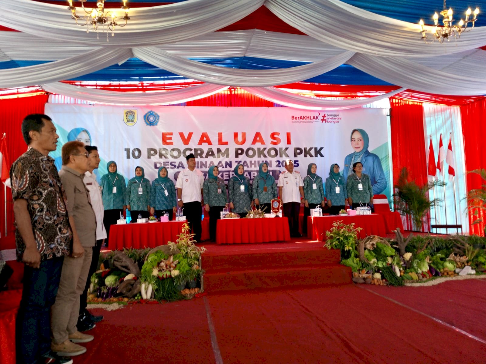 EVALUASI 10 PROGRAM POKOK PKK DESA KEPRABON TAHUN 2025