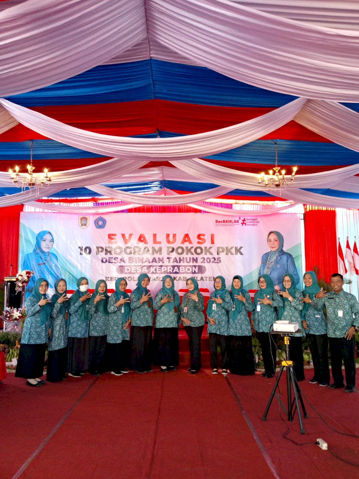 EVALUASI 10 PROGRAM POKOK PKK DESA KEPRABON TAHUN 2025