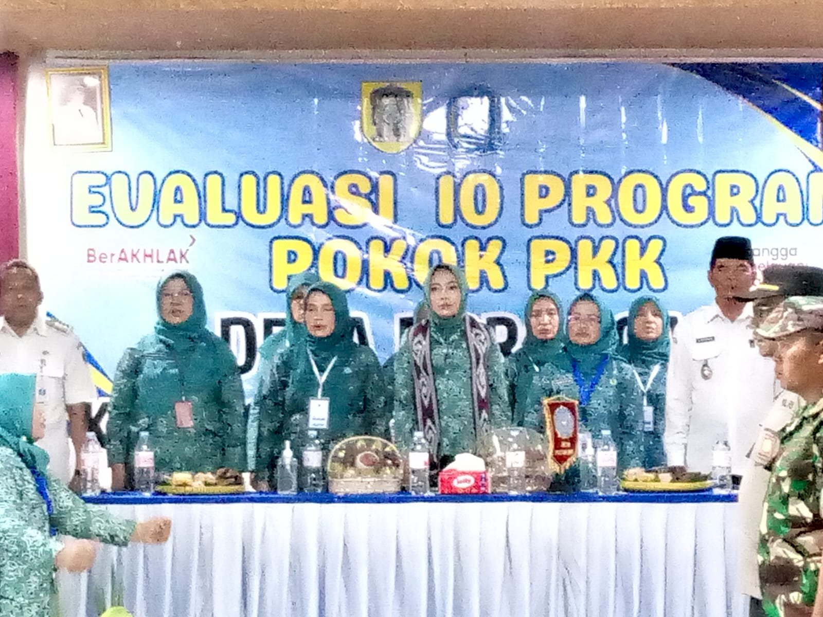 MONITORING DAN EVALUASI 10 PROGRAM POKOK PKK DESA BORONGAN TAHUN 2025