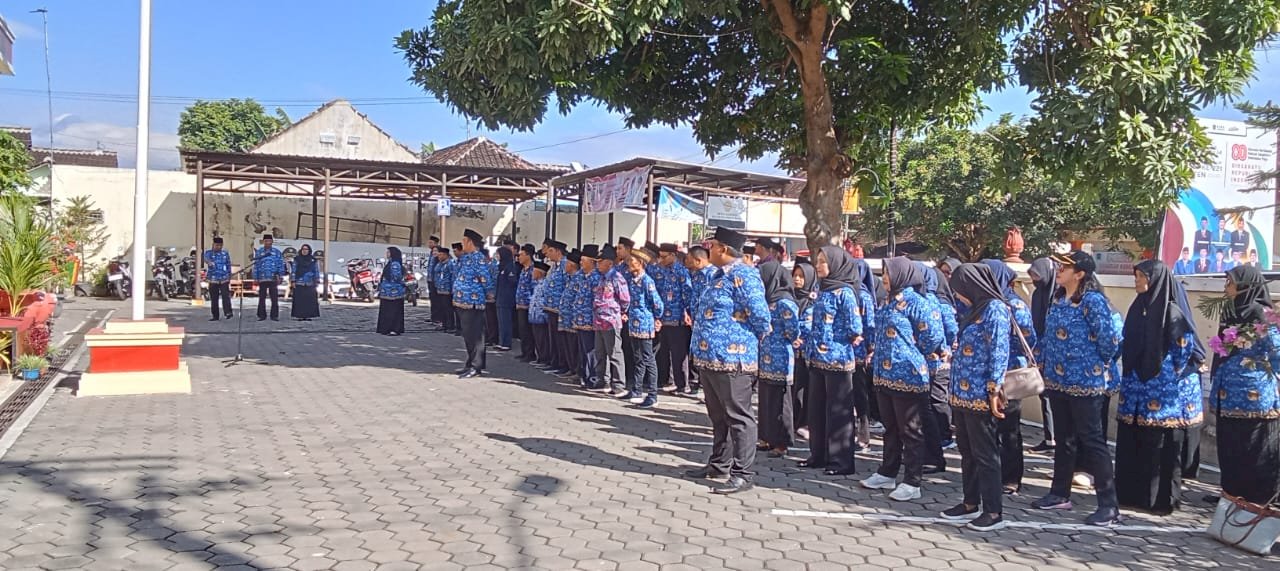 UPACARA PERINGATAN HARI KESAKTIAN PANCASILA DI KECAMATAN POLANHARJO TAHUN 2025