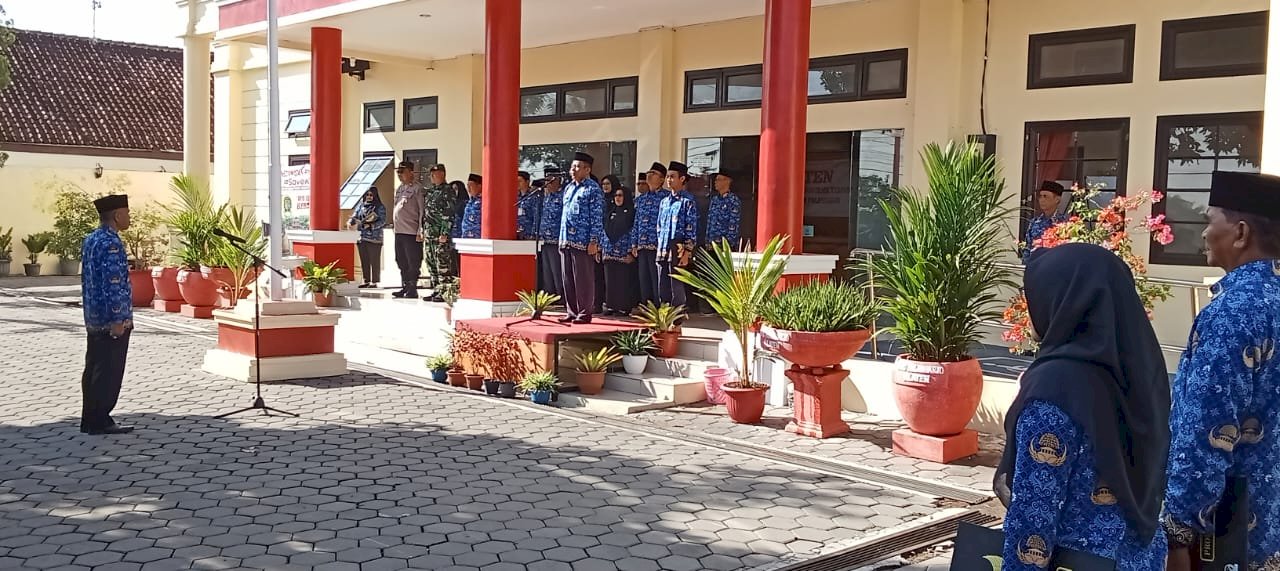 UPACARA PERINGATAN HARI KESAKTIAN PANCASILA DI KECAMATAN POLANHARJO TAHUN 2025