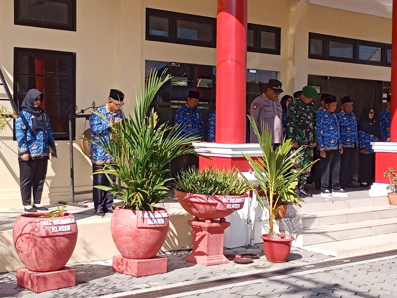 UPACARA PERINGATAN HARI KESAKTIAN PANCASILA DI KECAMATAN POLANHARJO TAHUN 2025