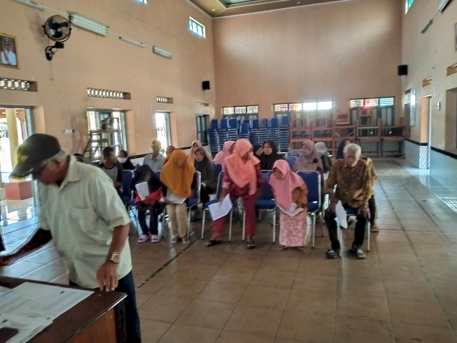 PENYALURAN BANTUAN LANGSUNG TUNAI DANA DESA DI DESA SIDOWAYAH TAHUN 2025