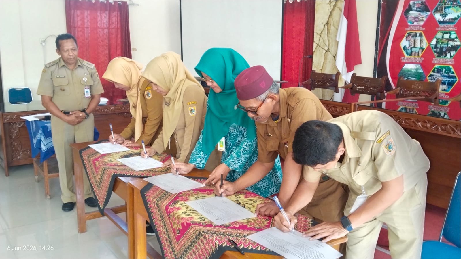 PENANDATANGAN PAKTA INTEGRITAS DAN KOMITMEN BERSAMA