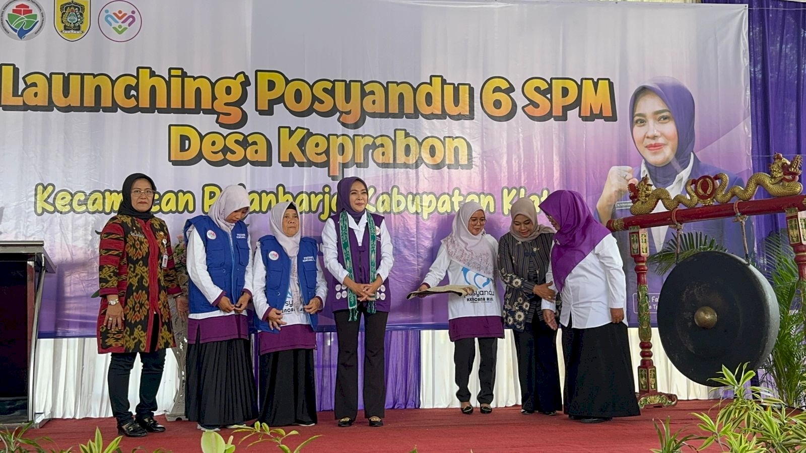 Tingkatkan Derajat Kesehatan Masyarakat, Ibu Fahrani Hamenang Launching Posyandu 6 Standar Pelayanan Minimal di Desa Keprabon