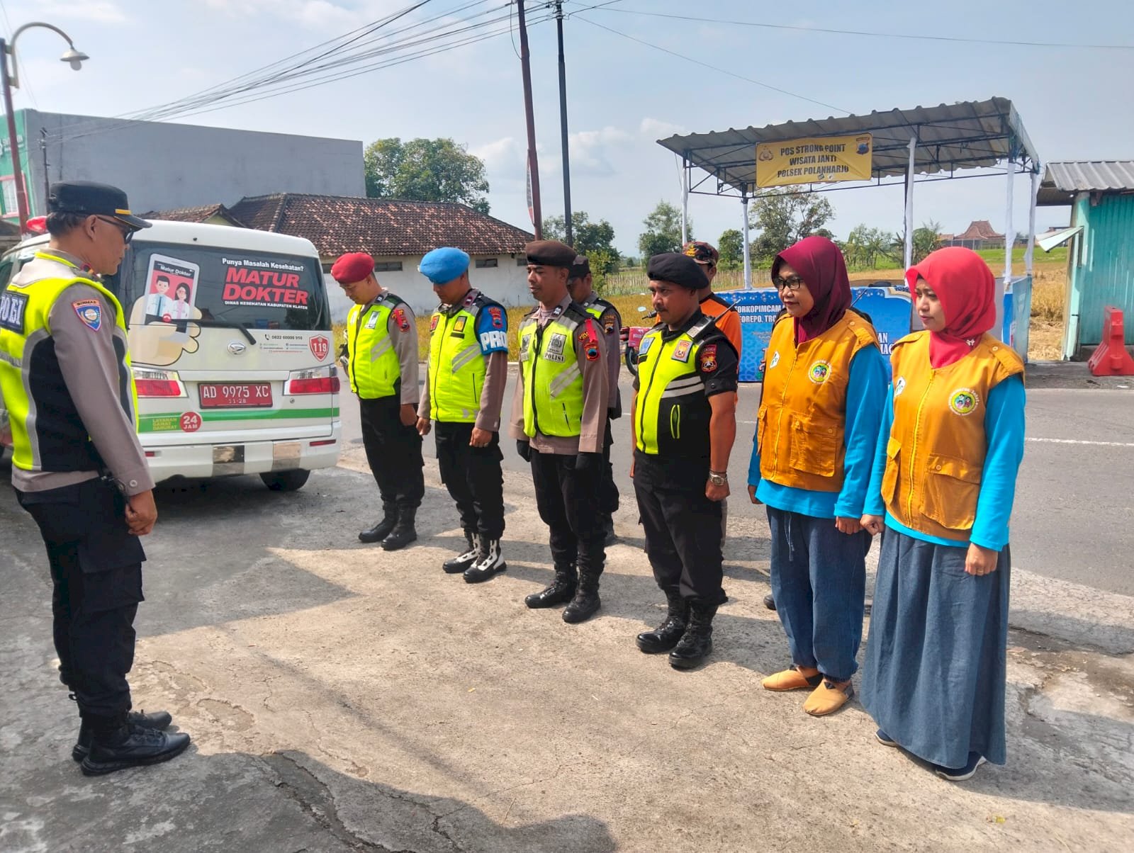 RESMI DIBUKA: Camat Polanharjo Launching Posko Gabungan Mudik Lebaran 2026 di Dua Titik Strategis