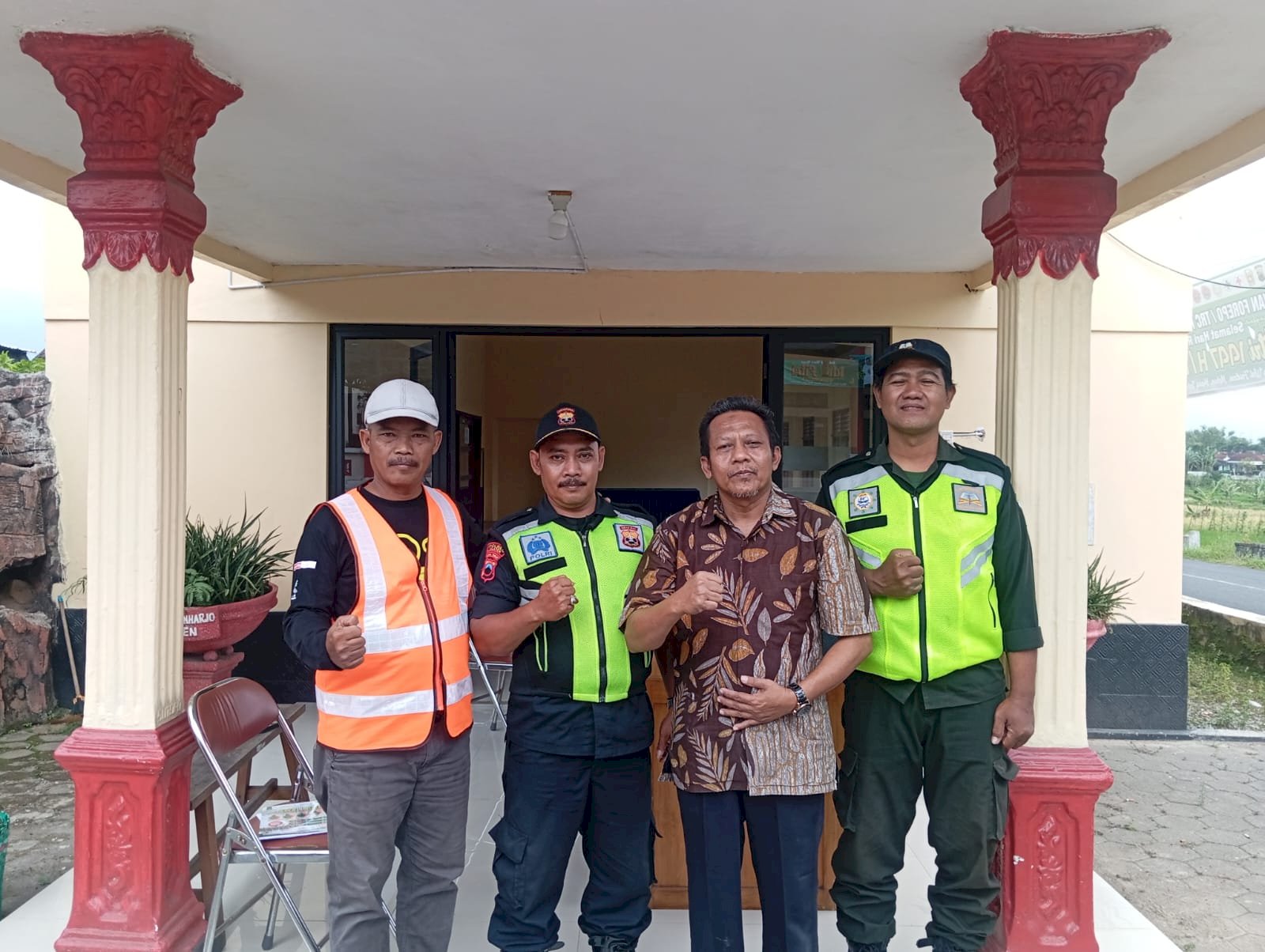 RESMI DIBUKA: Camat Polanharjo Launching Posko Gabungan Mudik Lebaran 2026 di Dua Titik Strategis