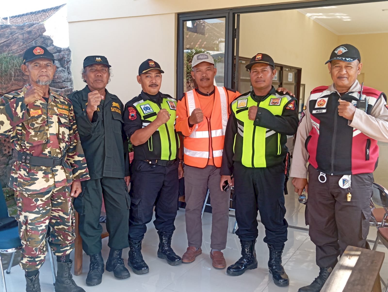 RESMI DIBUKA: Camat Polanharjo Launching Posko Gabungan Mudik Lebaran 2026 di Dua Titik Strategis