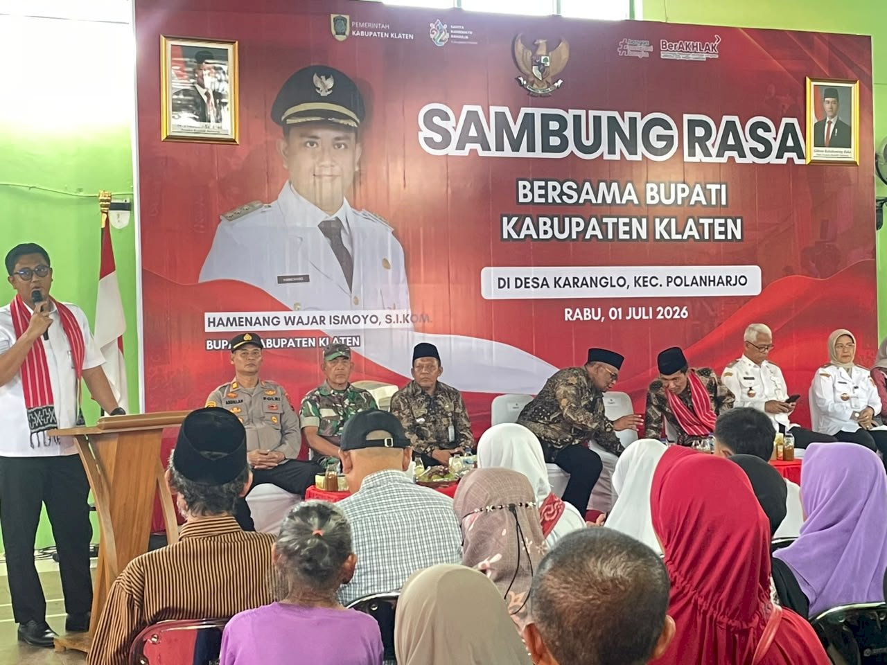 Sambung Rasa di Desa Karanglo, Bupati Klaten Serap Aspirasi dan Serahkan Bantuan
