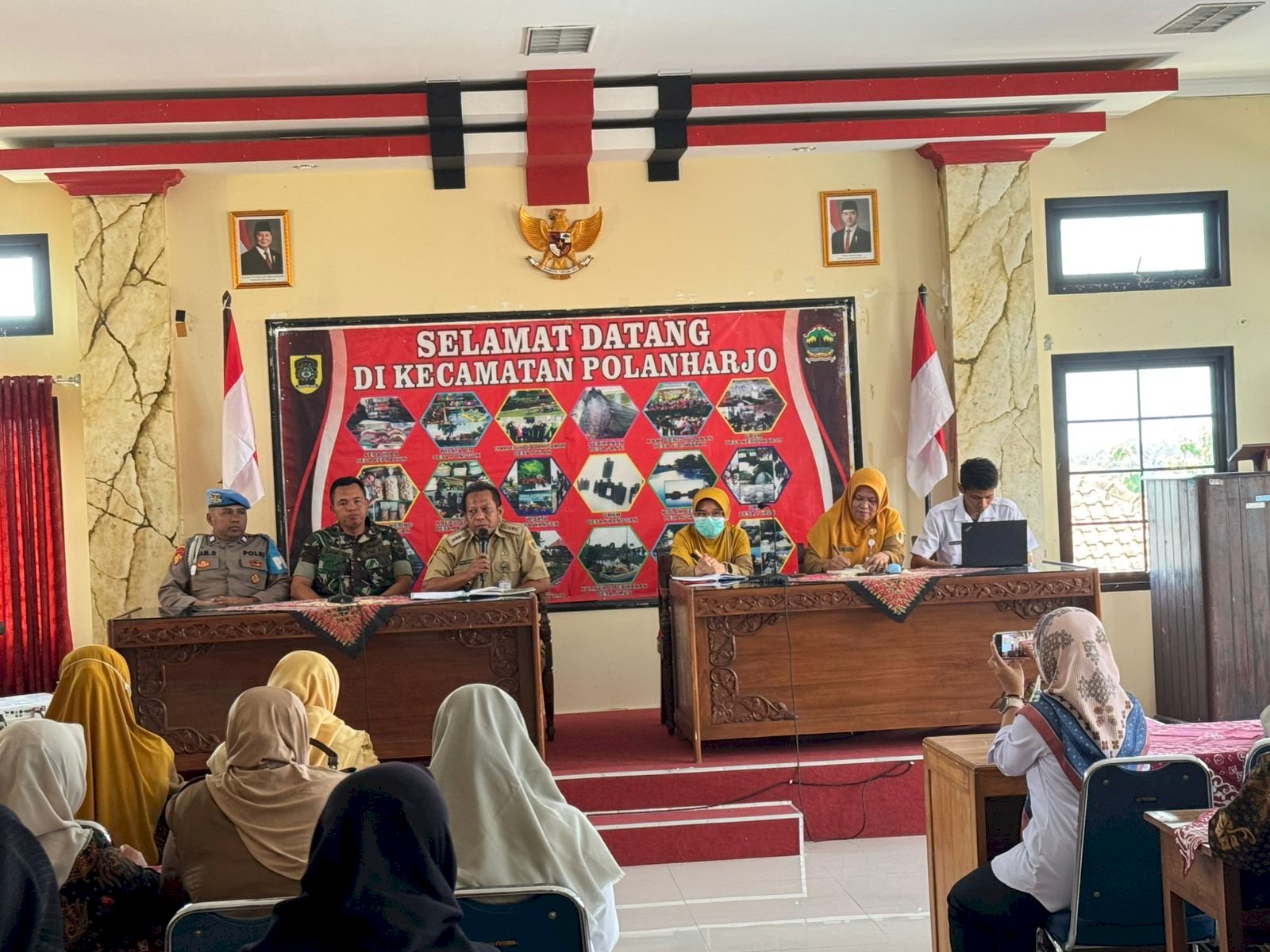 Optimalkan Gizi Spesifik, Polanharjo Evaluasi Program MBG-SPPG dan Sosialisasikan Layanan Kelompok 3B