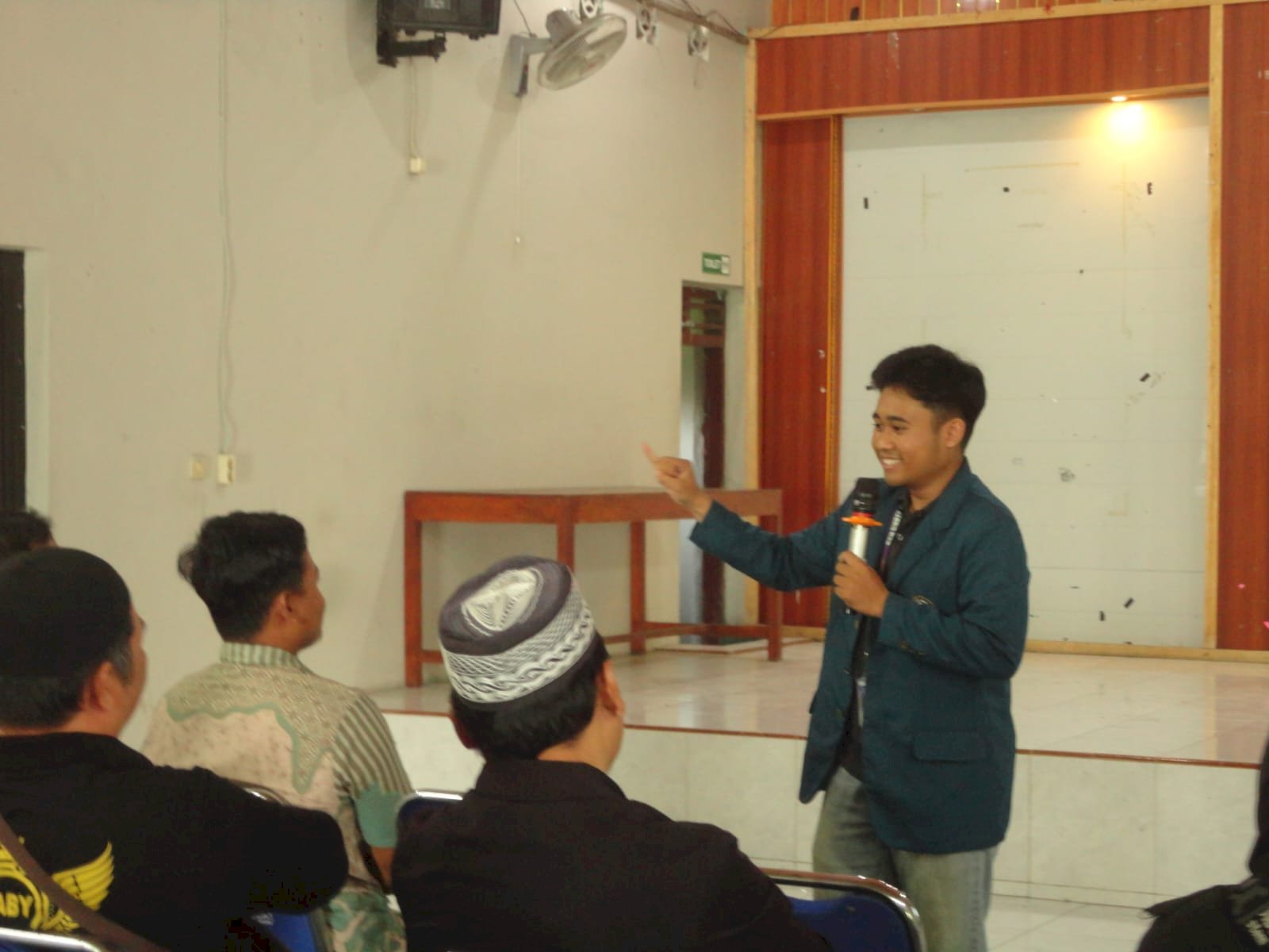 Mahasiswa KKN Universitas Diponegoro Petakan dan Klasifikasikan UMKM Desa Keprabon untuk Dukung Program Pembinaan Terpadu