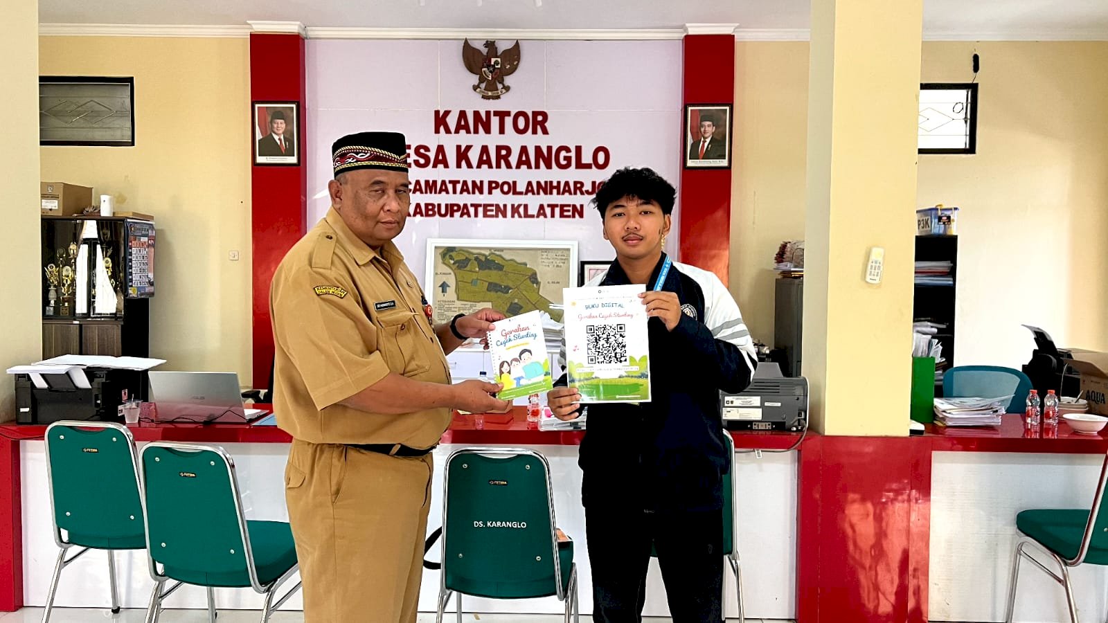 Kolaborasi Mahasiswa KKN Undip dan Dispermades melalui Program Kecamatan Berdaya dalam Edukasi Pencegahan Stunting, Gizi, Vitamin, dan Sanitasi