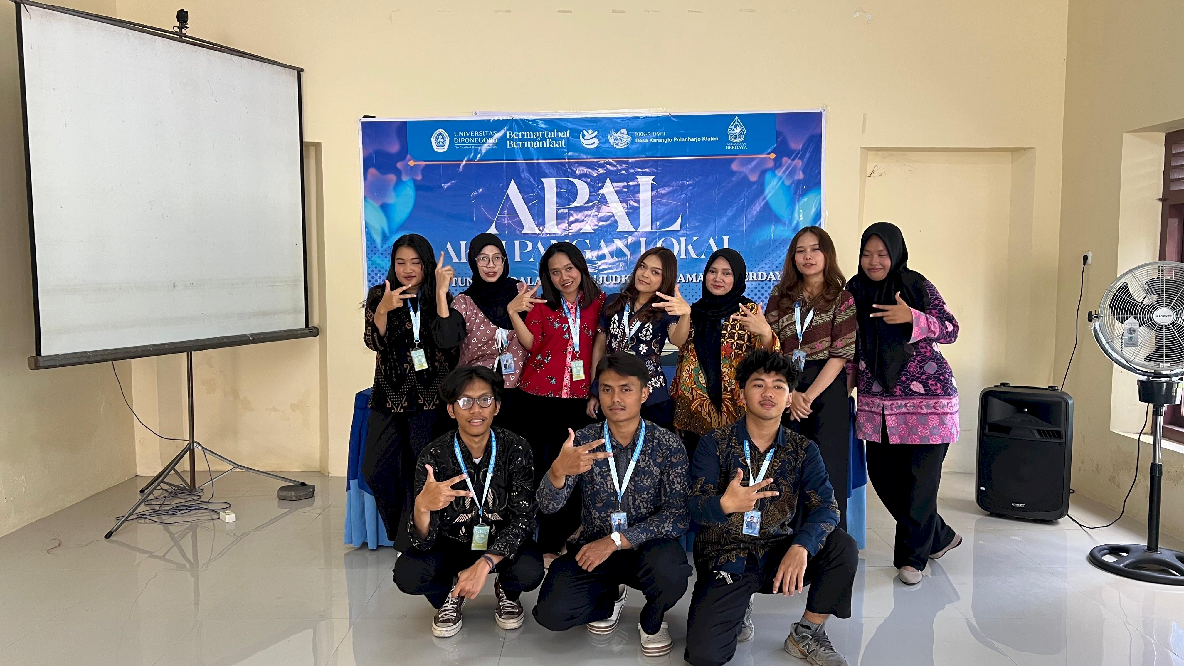 Mahasiswa KKN Undip Kolaborasi dengan Dispermades Dalam Program Edukasi Pencegahan Stunting melalui Aksi Pangan Lokal di Desa Karanglo